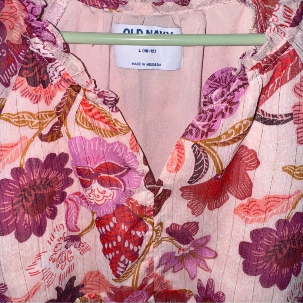 Girls Size L 10/12 Top Bundle GAP Red Lace + Old Navy Floral Blouse